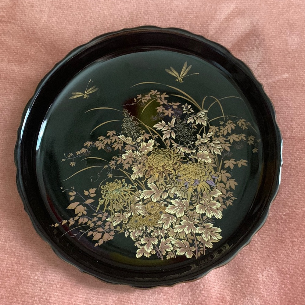 Shibata Tenmoku-Kiku Japanese Porcelain Dish